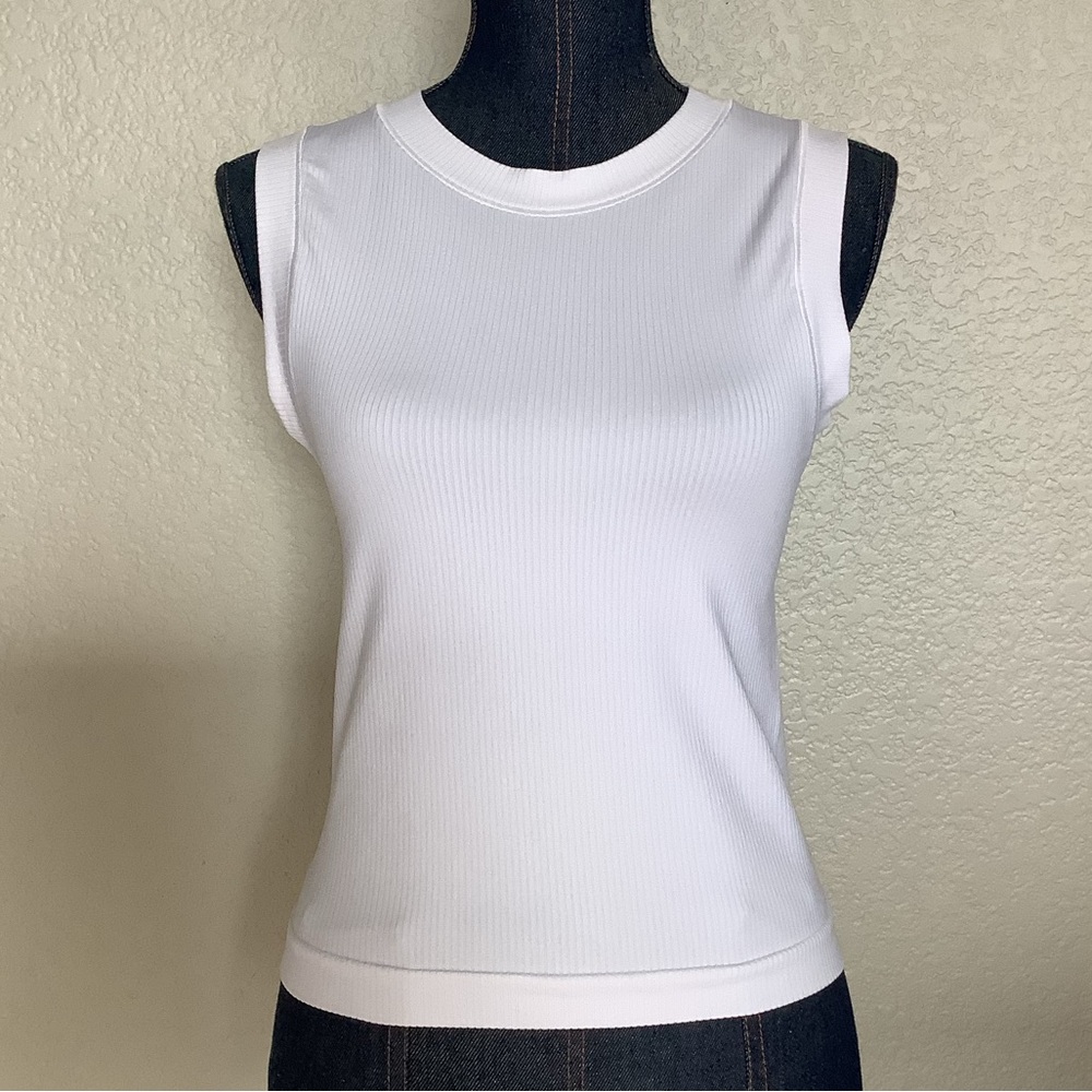 Athleta White Ribbed Short Sleeve Crewneck Tank Top Women's Size Medium